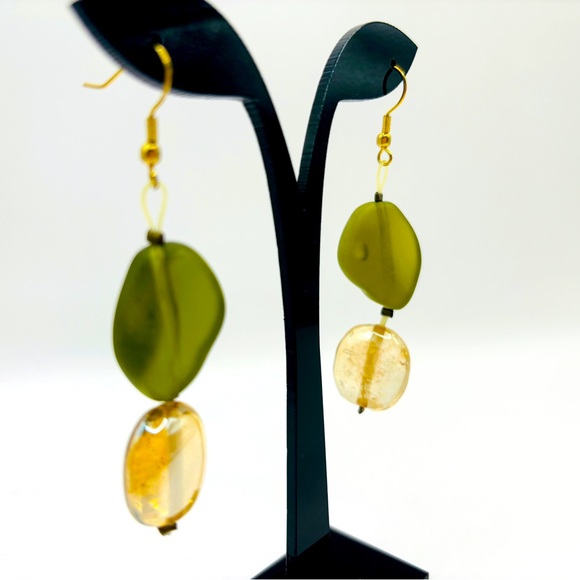 Handmade Beaded Earrings - Picture 3 of 4